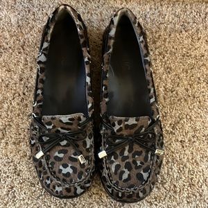 Vionic Kendall loafers